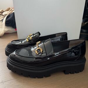 Stuart Weitzman OWEN BUCKLE ULTRA LUG LOAFER | size 10